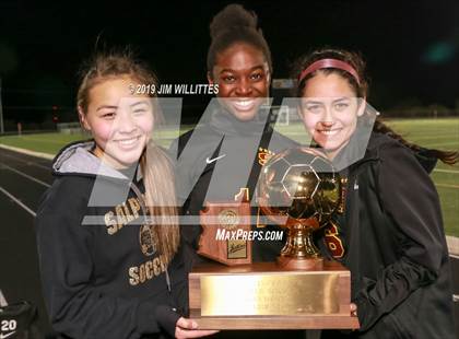 Thumbnail 3 in Catalina Foothills vs. Salpointe Catholic (AIA 4A Final Award Photos) photogallery.