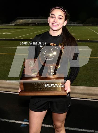 Thumbnail 1 in Catalina Foothills vs. Salpointe Catholic (AIA 4A Final Award Photos) photogallery.