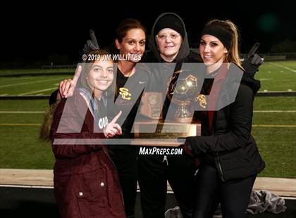 Thumbnail 1 in Catalina Foothills vs. Salpointe Catholic (AIA 4A Final Award Photos) photogallery.