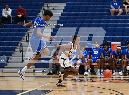 Thumbnail 2 in Cypress Creek vs McKinney (Houston Methodist Cy-Hoops Invitational) photogallery.