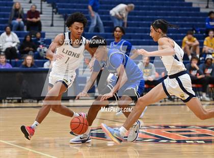 Thumbnail 3 in Cypress Creek vs McKinney (Houston Methodist Cy-Hoops Invitational) photogallery.