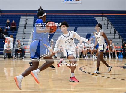 Thumbnail 3 in Cypress Creek vs McKinney (Houston Methodist Cy-Hoops Invitational) photogallery.