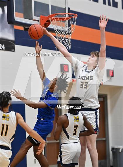 Thumbnail 2 in Cypress Creek vs McKinney (Houston Methodist Cy-Hoops Invitational) photogallery.