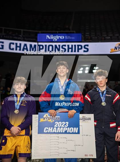 Thumbnail 2 in NYSPHSAA Division 2 (Awards and Podiums) photogallery.