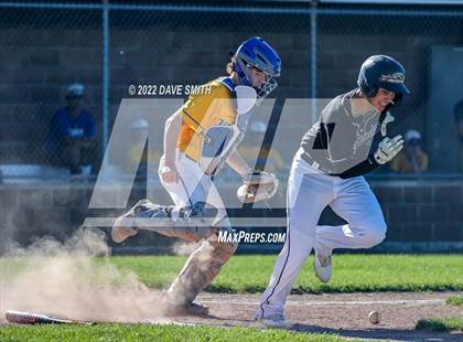 Thumbnail 1 in New London @ Davenport North photogallery.