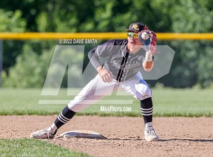Thumbnail 1 in New London @ Davenport North photogallery.
