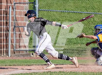 Thumbnail 3 in New London @ Davenport North photogallery.