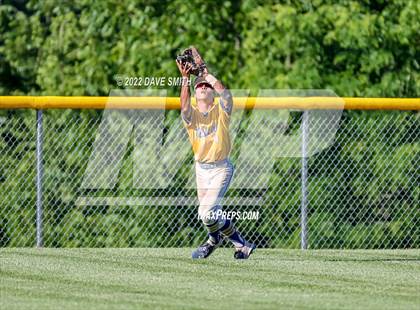 Thumbnail 1 in New London @ Davenport North photogallery.