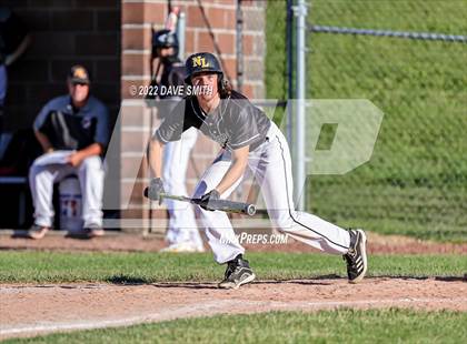 Thumbnail 3 in New London @ Davenport North photogallery.