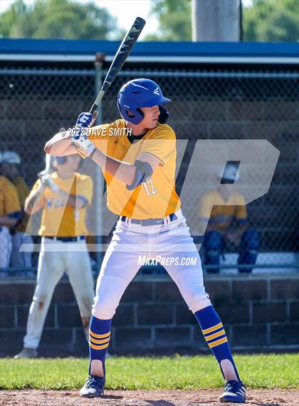 Thumbnail 3 in New London @ Davenport North photogallery.