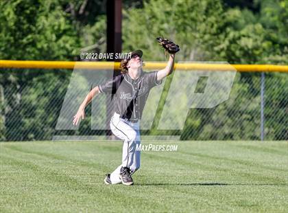 Thumbnail 3 in New London @ Davenport North photogallery.