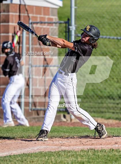 Thumbnail 3 in New London @ Davenport North photogallery.