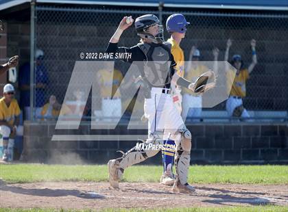 Thumbnail 2 in New London @ Davenport North photogallery.