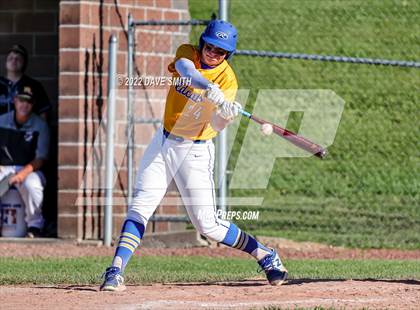 Thumbnail 2 in New London @ Davenport North photogallery.