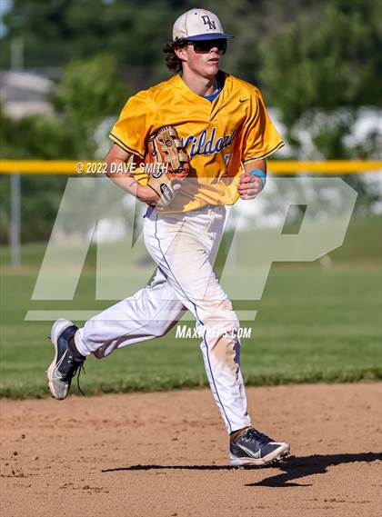 Thumbnail 2 in New London @ Davenport North photogallery.