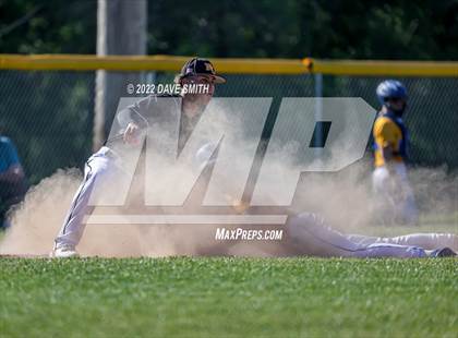 Thumbnail 3 in New London @ Davenport North photogallery.