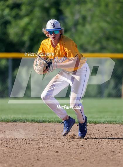 Thumbnail 3 in New London @ Davenport North photogallery.