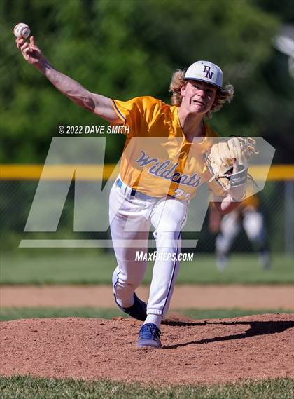 Thumbnail 2 in New London @ Davenport North photogallery.