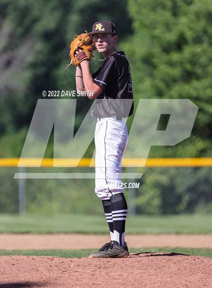 Thumbnail 2 in New London @ Davenport North photogallery.