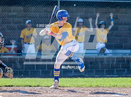 Thumbnail 3 in New London @ Davenport North photogallery.