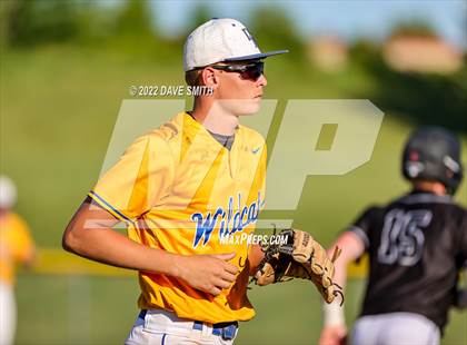 Thumbnail 1 in New London @ Davenport North photogallery.