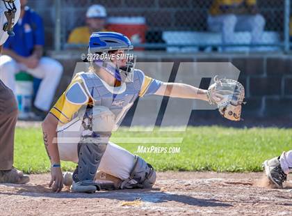 Thumbnail 1 in New London @ Davenport North photogallery.