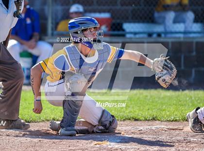 Thumbnail 2 in New London @ Davenport North photogallery.