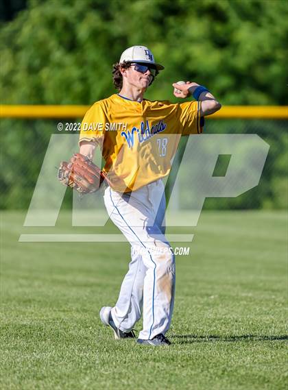 Thumbnail 3 in New London @ Davenport North photogallery.