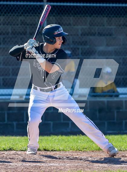 Thumbnail 2 in New London @ Davenport North photogallery.