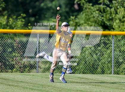 Thumbnail 2 in New London @ Davenport North photogallery.