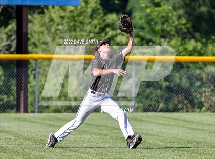 Thumbnail 1 in New London @ Davenport North photogallery.