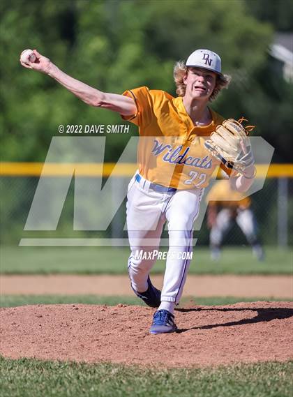 Thumbnail 1 in New London @ Davenport North photogallery.