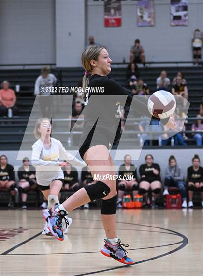 Thumbnail 1 in Mulberry @ Perryville photogallery.