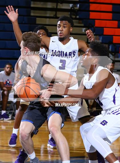 Thumbnail 2 in Grandview vs. Southwind (Tarkanian Classic) photogallery.