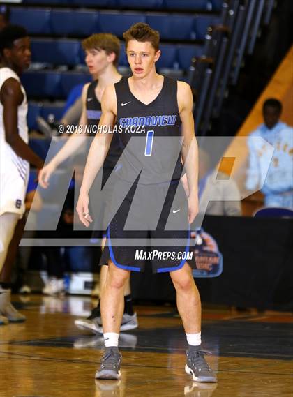 Thumbnail 1 in Grandview vs. Southwind (Tarkanian Classic) photogallery.