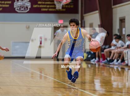 Thumbnail 3 in Alamo Heights vs. Holy Cross photogallery.