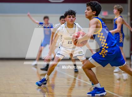 Thumbnail 1 in Alamo Heights vs. Holy Cross photogallery.