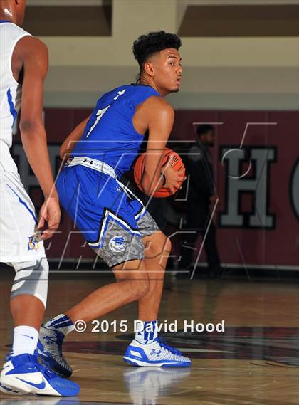 Thumbnail 3 in Bishop Gorman vs. Capital Christian (MaxPreps Holiday Classic) photogallery.
