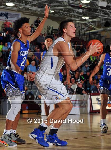 Thumbnail 2 in Bishop Gorman vs. Capital Christian (MaxPreps Holiday Classic) photogallery.