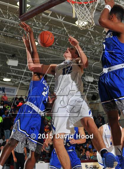 Thumbnail 1 in Bishop Gorman vs. Capital Christian (MaxPreps Holiday Classic) photogallery.
