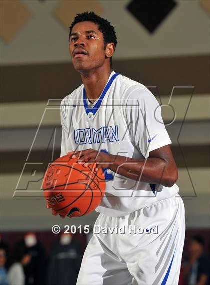 Thumbnail 3 in Bishop Gorman vs. Capital Christian (MaxPreps Holiday Classic) photogallery.