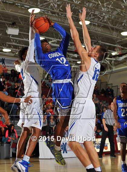 Thumbnail 2 in Bishop Gorman vs. Capital Christian (MaxPreps Holiday Classic) photogallery.
