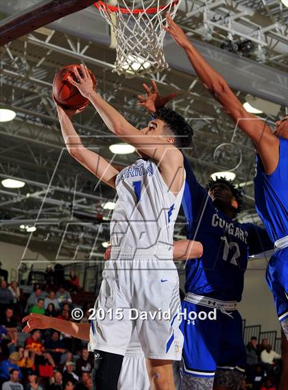 Thumbnail 2 in Bishop Gorman vs. Capital Christian (MaxPreps Holiday Classic) photogallery.