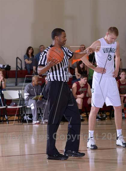 Thumbnail 1 in JSerra Catholic vs. Sunnyslope (MaxPreps Holiday Classic) photogallery.