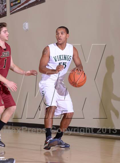 Thumbnail 3 in JSerra Catholic vs. Sunnyslope (MaxPreps Holiday Classic) photogallery.
