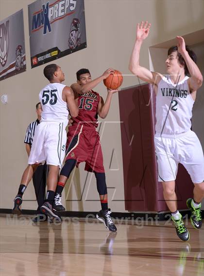Thumbnail 3 in JSerra Catholic vs. Sunnyslope (MaxPreps Holiday Classic) photogallery.