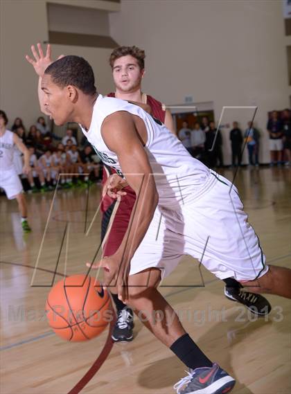 Thumbnail 2 in JSerra Catholic vs. Sunnyslope (MaxPreps Holiday Classic) photogallery.