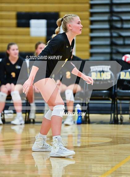 Thumbnail 3 in Denver South vs Green Mountain photogallery.