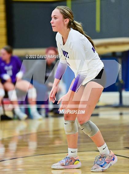 Thumbnail 2 in Denver South vs Green Mountain photogallery.