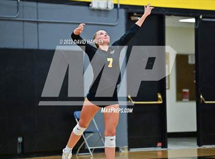 Thumbnail 2 in Denver South vs Green Mountain photogallery.